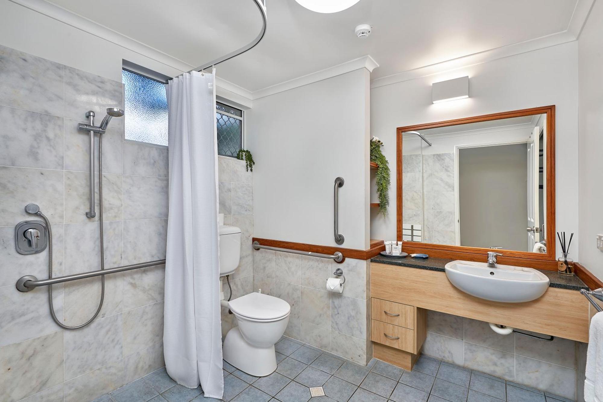 Alassio Apartments With Direct Pool Access Palm Cove Pokoj fotografie